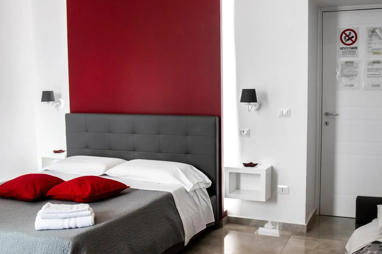 Aurora Luxury Rooms Naples Italy