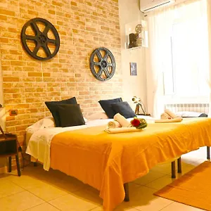 2* Casa de hóspedes Cityscape
