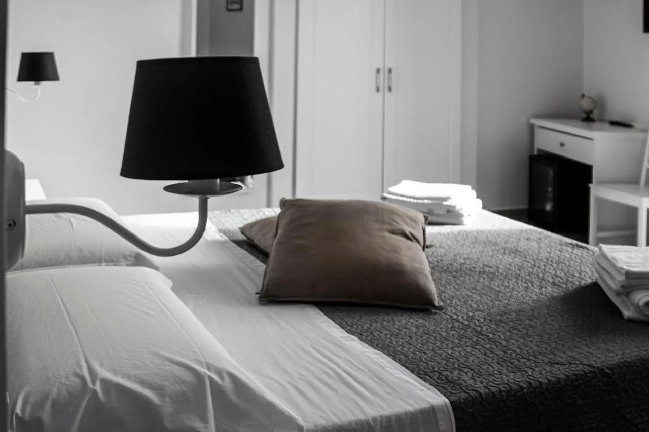 Aurora Luxury Rooms Naples